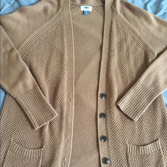 Old Navy Sweaters - Old Navy camel sweater